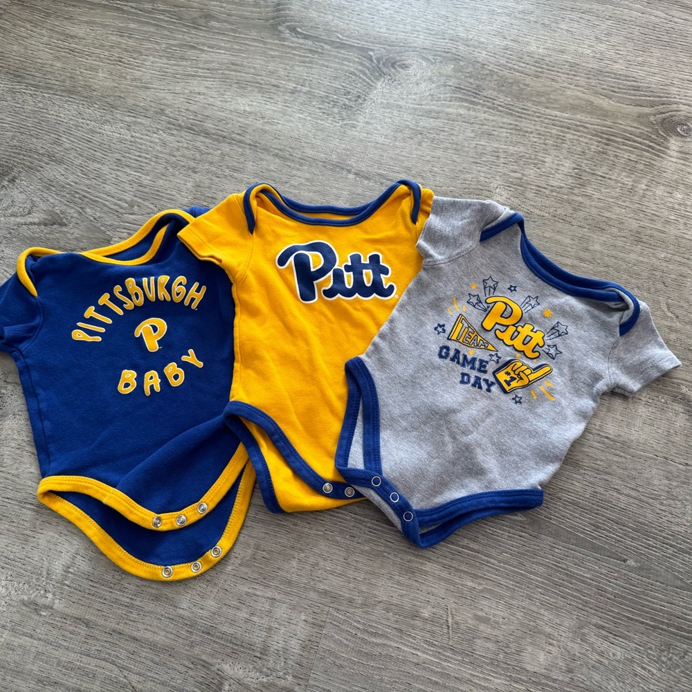 Pitt onesie lot - Blue, Yellow, Gray